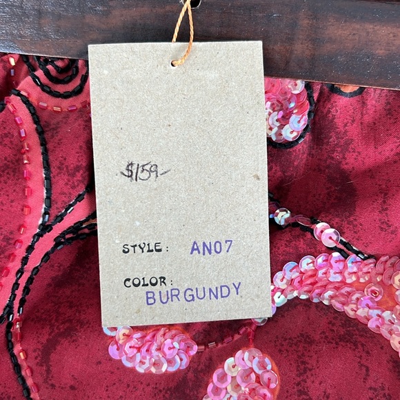 MYSTIQUE Burgundy Paisley Sequence Beaded Wood Handles Vintage Style Handbag NWT - Picture 14 of 14